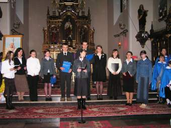 2.04.2006 - Koci Parafialny w egocinie. 