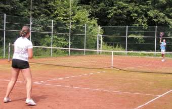 Turniej Tenisa Ziemnego o Puchar Wjta Gminy egocina 2006.