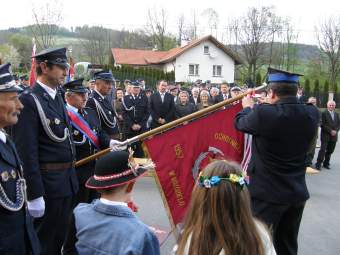 Dekoracja jednostki srebrnym medalem "Za Zasugi dla Poarnictwa".