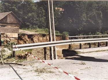 kta Grna - okolice drogi E-965 po powodzi w 1997 r.