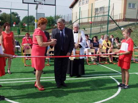 Oddanie do uytku placu zabaw i boiska w Bytomsku - 18.09.2012 r. 
