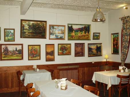 Wernisa wystawy malarstwa Teresy Mrugacz w Bigoraju.