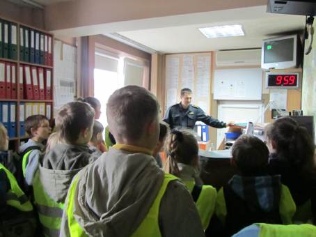 Wizyta uczniw w Komendzie Powiatowej PSP w Bochni.