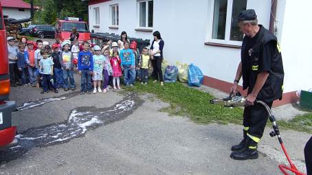 Straackie pokazy dla dzieci z PP w egocinie - 24.06.2014 r.