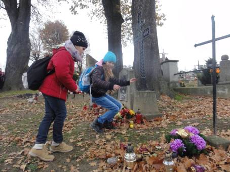 XVIII Rajd "Szlakiem cmentarzy I wojny wiatowej" - dzie pierwszy - 10.11.2015 r.