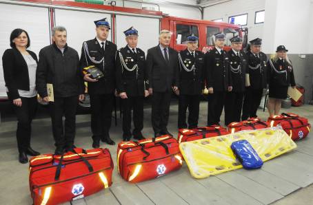 Przekazanie sprzętu dla strażaków Gminy Żegocina - 28.12.2017 r.
