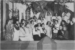1946 r.  Jaseka w domu parafialnym w egocinie. 