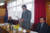 Przewodniczcy Komisji Budetowej Kazimierz Waligra przedstawia stanowisko komisji w sprawie realizacji budetu za rok 2001.