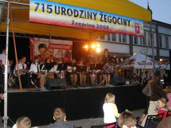 "715. Urodziny egociny".