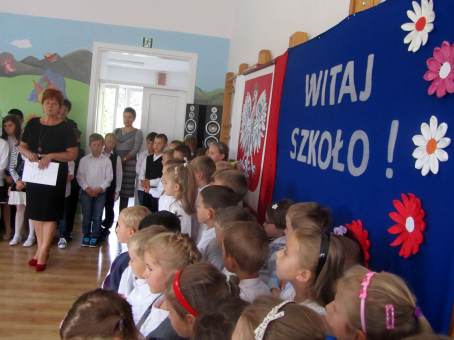 Inauguracja roku szkolnego 2013/2014 w PSP w Bytomsku - 02.09.2013 r.