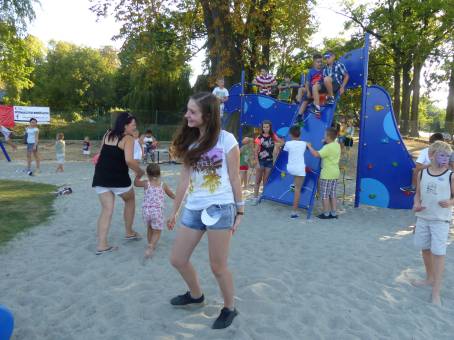 Otwarcie i piknik na Podwrku Nivea w kcie Grnej - 30.08.2015 r.