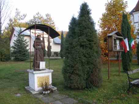 Pomnik Sw. Franciszka z Asyzu w Żegocinie