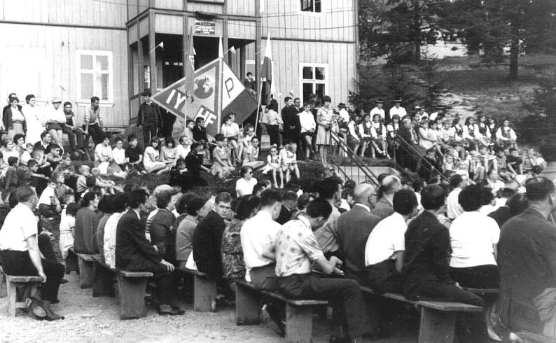 Spotkanie z uczestnikami XXV Konferencji Midzynarodowej Federacji Schronisk Modzieowych. egocina - sierpie 1965 r.