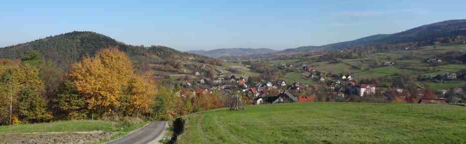 Panorama z Dziołów na Żarnówkę, Bytomsko i część Żegociny.